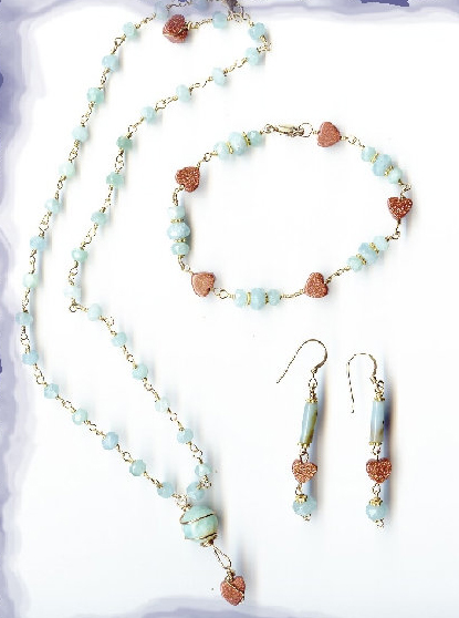 Aquamarine & Goldstone, Gold Wire